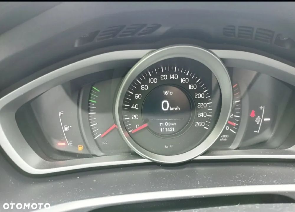 Volvo V40 - 21