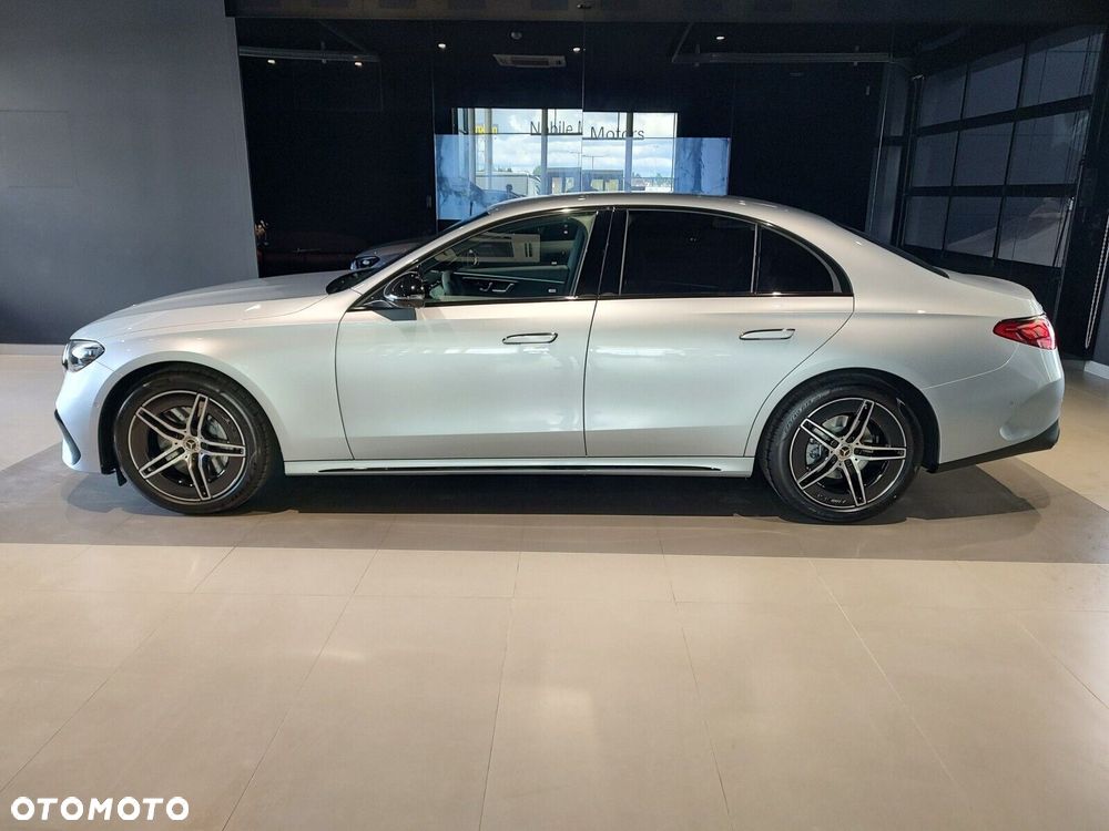 Mercedes-Benz Klasa E - 8