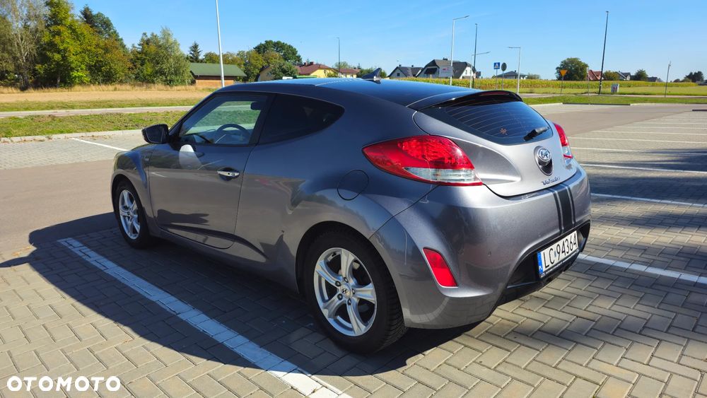 Hyundai Veloster 1.6 blue Premium - 7