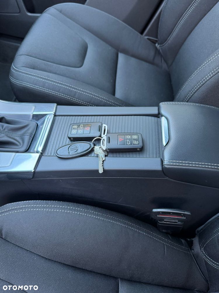 Volvo XC 60 D3 Drive-E Momentum - 20