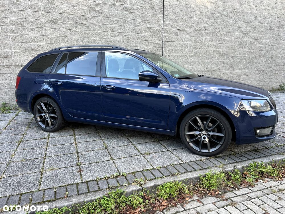 Skoda Octavia 2.0 TDI Style DSG - 8