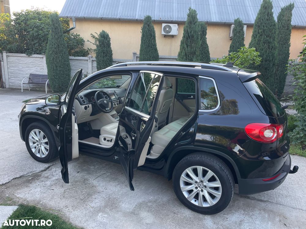 Volkswagen Tiguan - 12