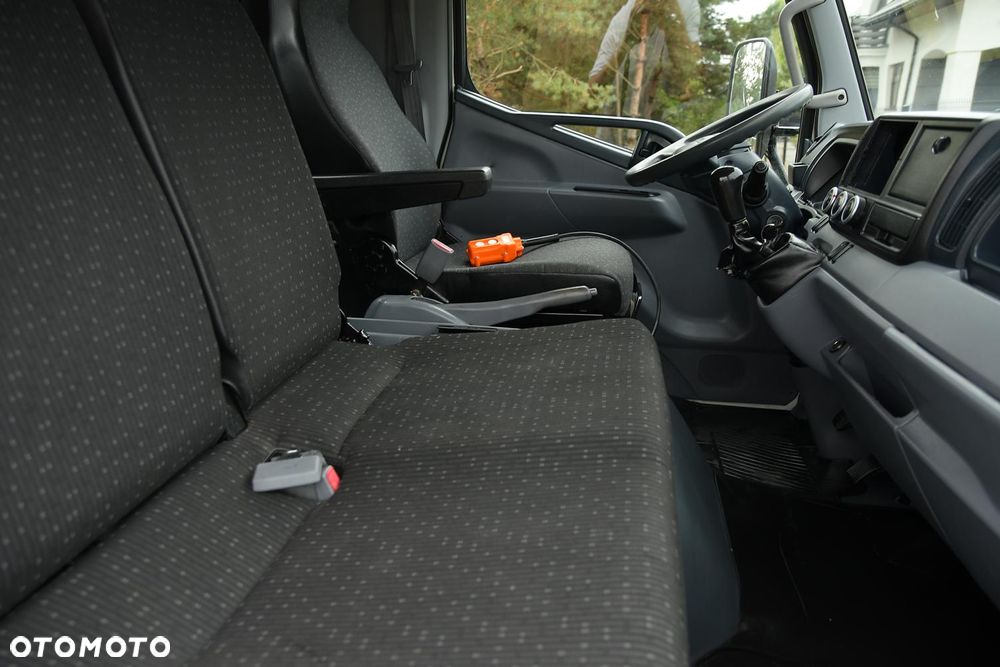 Mitsubishi FUSO=3C15=WYWROTKA=4.15M - 17