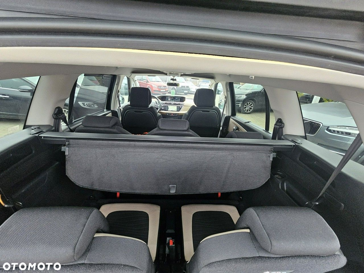 Citroën C4 Grand Picasso - 16