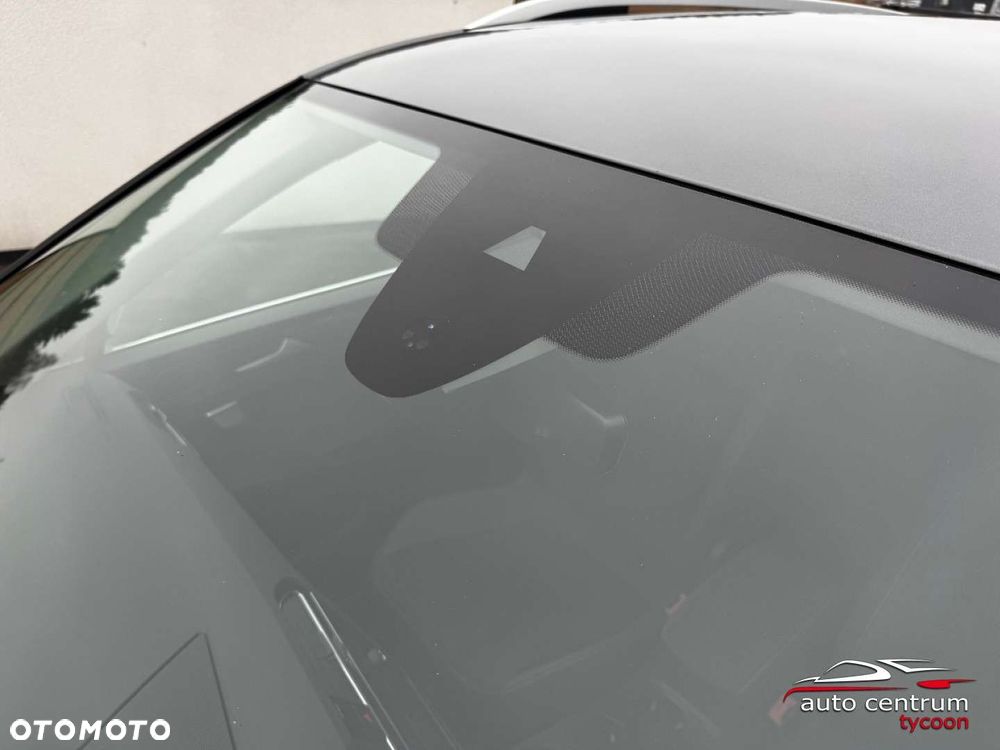 Volkswagen Tiguan - 34