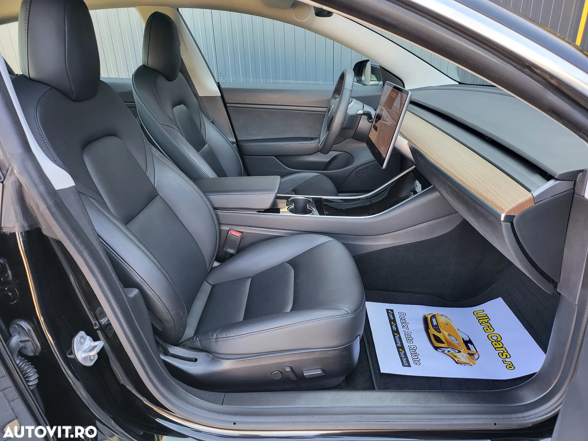 Tesla Model 3 Langstreckenbatterie Allradantrieb Dual Motor - 10