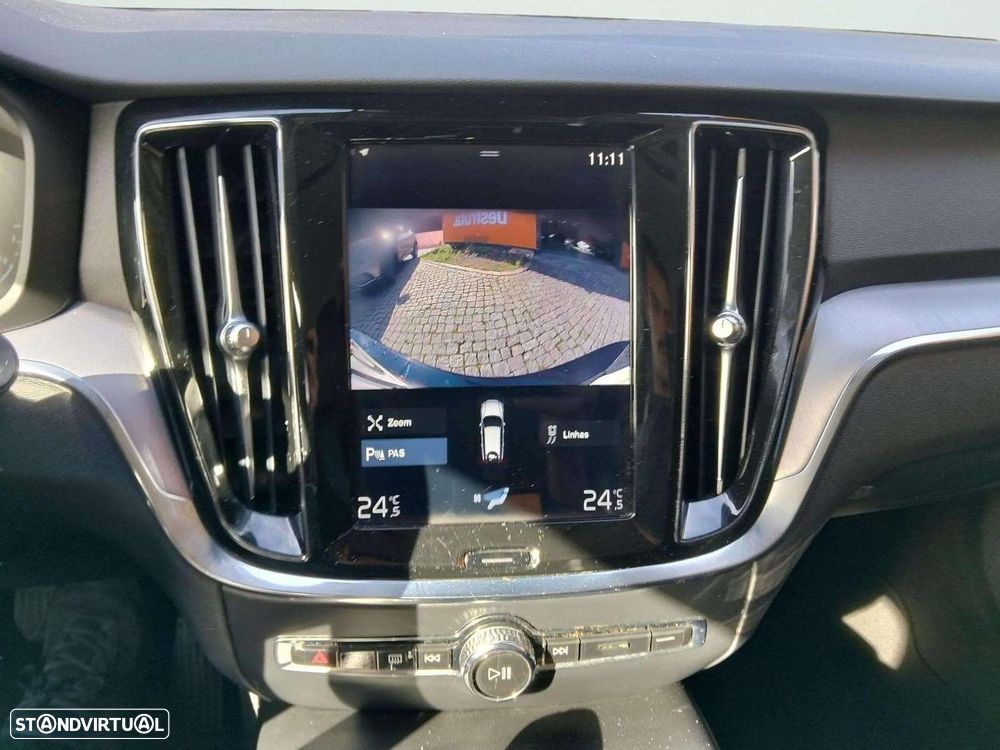 Volvo V60 2.0 T8 AWD TE Momentum - 14