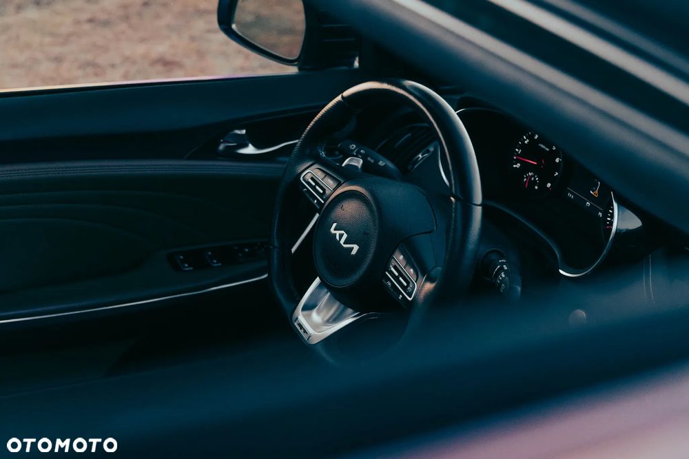 Kia Stinger - 28