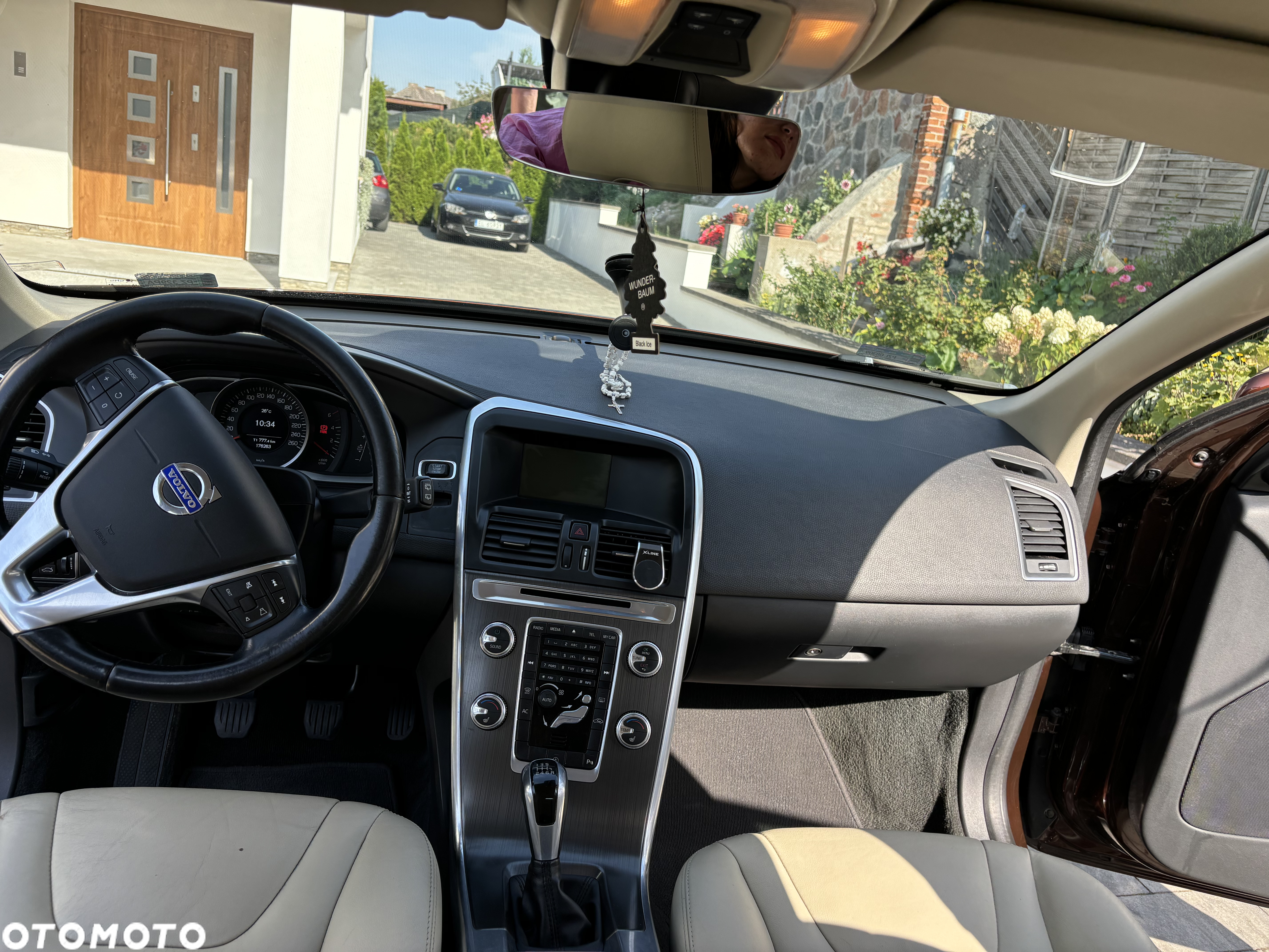 Volvo XC 60 - 38