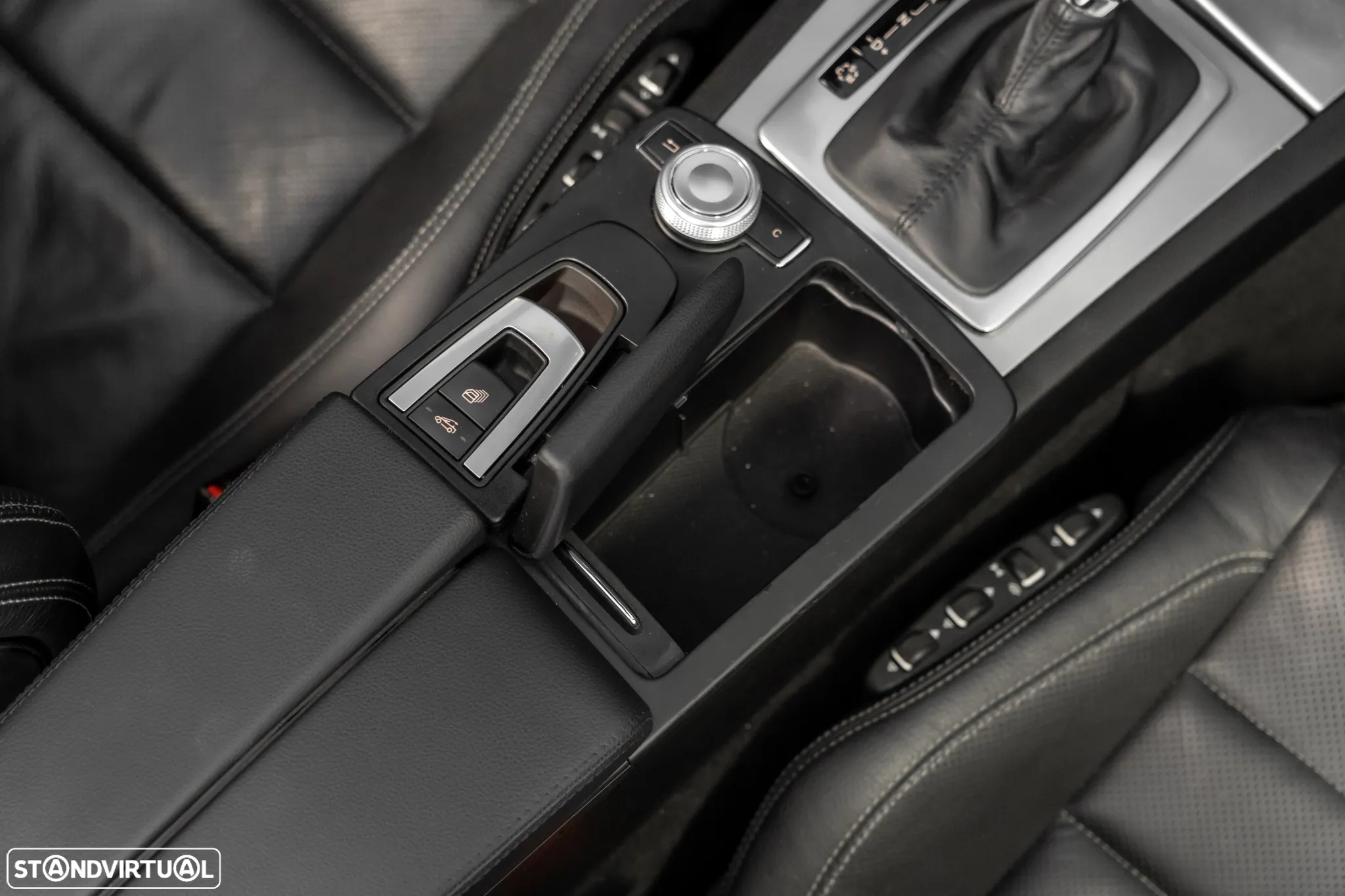 Mercedes-Benz E 250 CGi Avantgarde BlueEfficiency Auto - 24