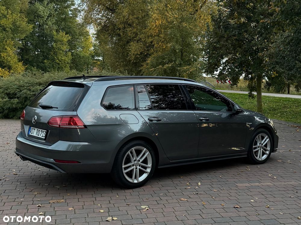 Volkswagen Golf - 10