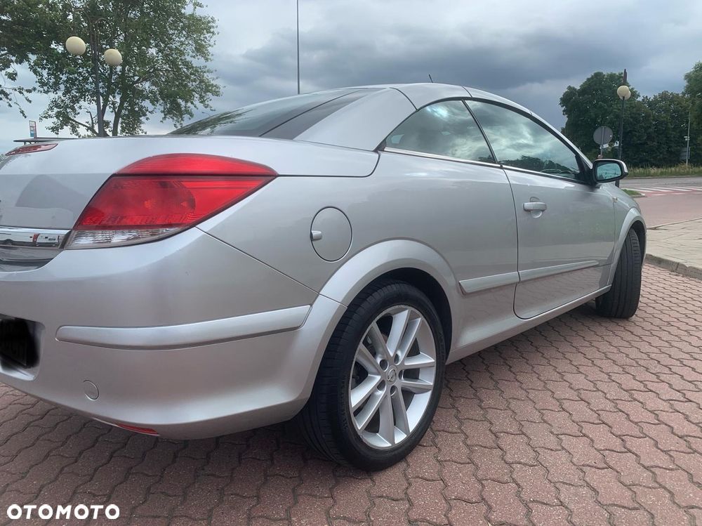 Opel Astra - 2