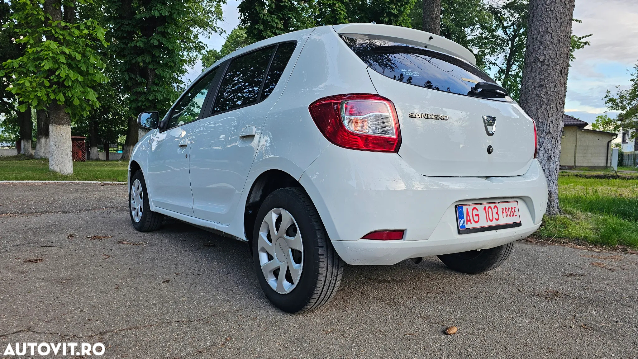 Dacia Sandero 1.2 16V 75 Ambiance - 6