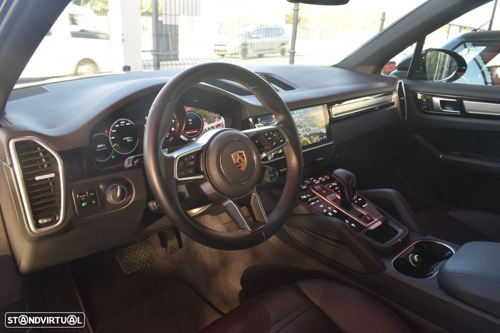 Porsche Cayenne E-Hybrid - 9