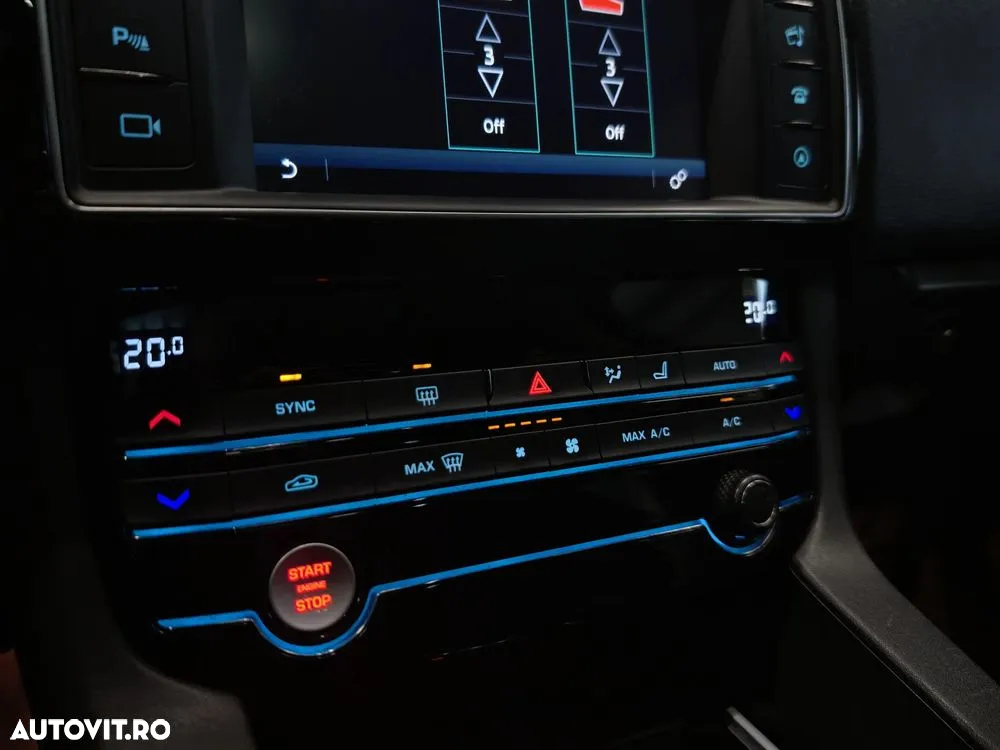 Jaguar F-Pace 20d AWD Aut. Prestige - 13