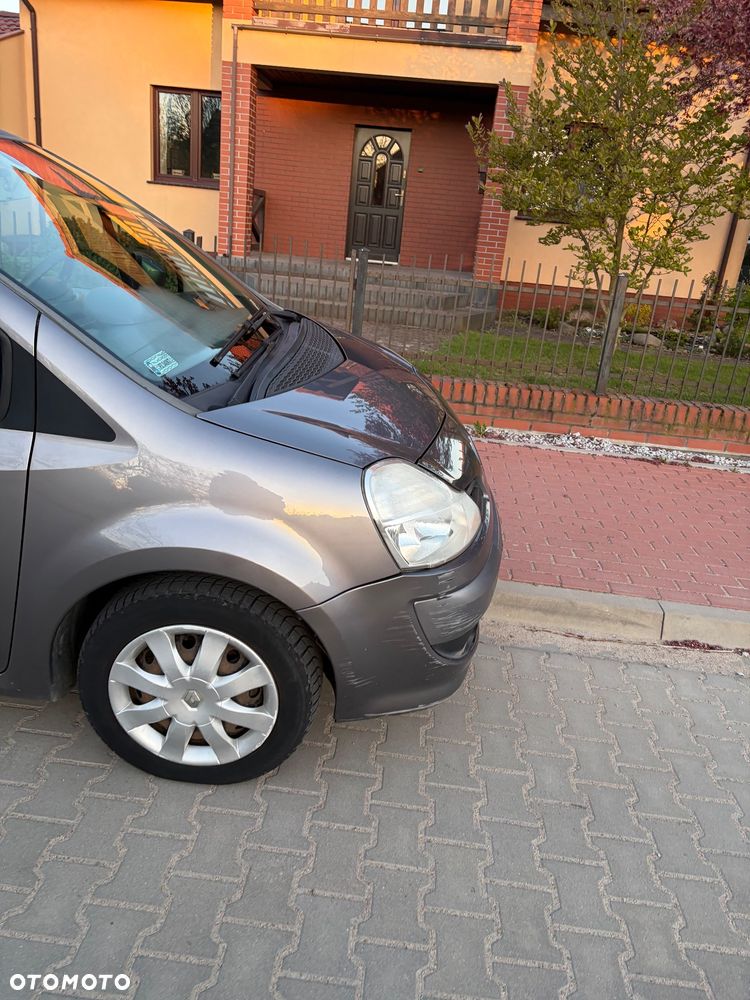 Renault Modus - 2
