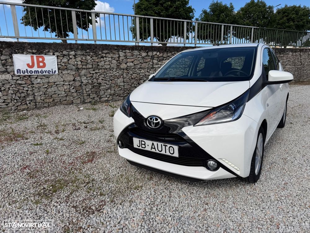 Toyota Aygo 1.0 X-Play+AC+X-Touch - 2