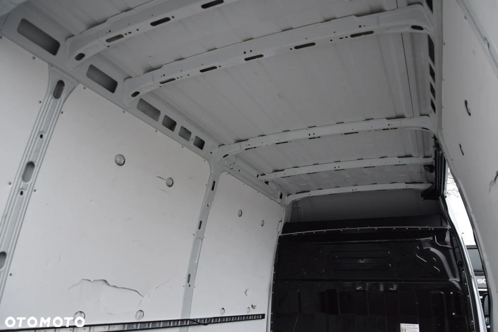 Iveco DAILY 35S12 / 2.3 - 120 KM / DOSTAWCZE / BLASZAK / KLIMA / TEMPOMAT / KLIMA / TRYB CITY / SERWISOWANY / SPROWADZONY Z NIEMIEC - 20