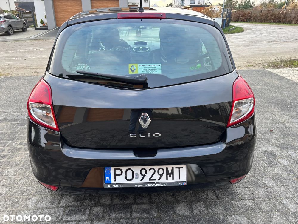 Renault Clio - 7