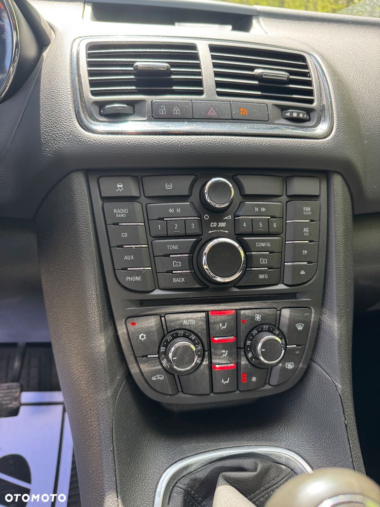 Opel Meriva - 26