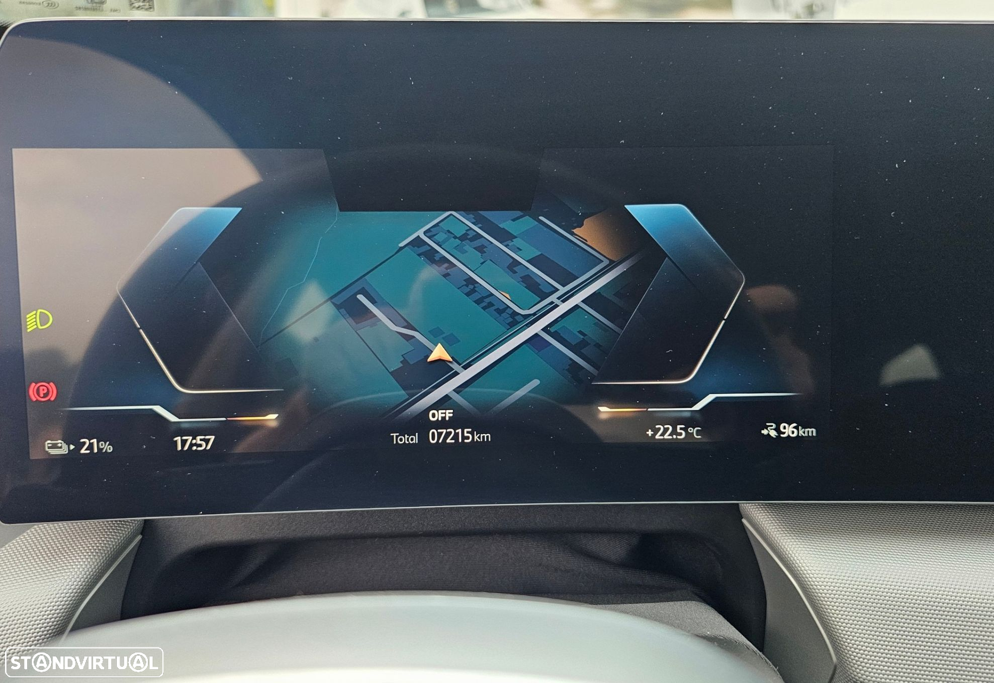 BMW iX1 eDrive20 - 24