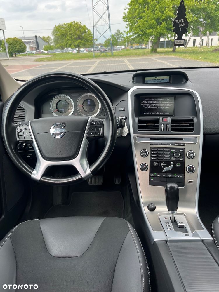 Volvo XC 60 D3 Momentum - 5