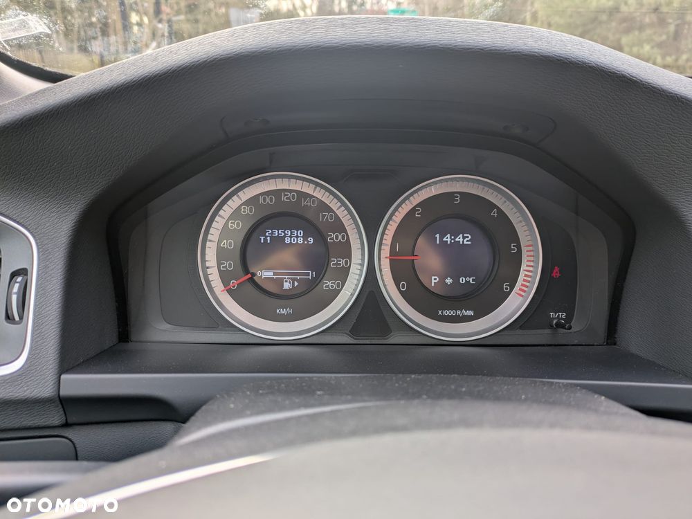 Volvo V60 D4 AWD Summum - 16