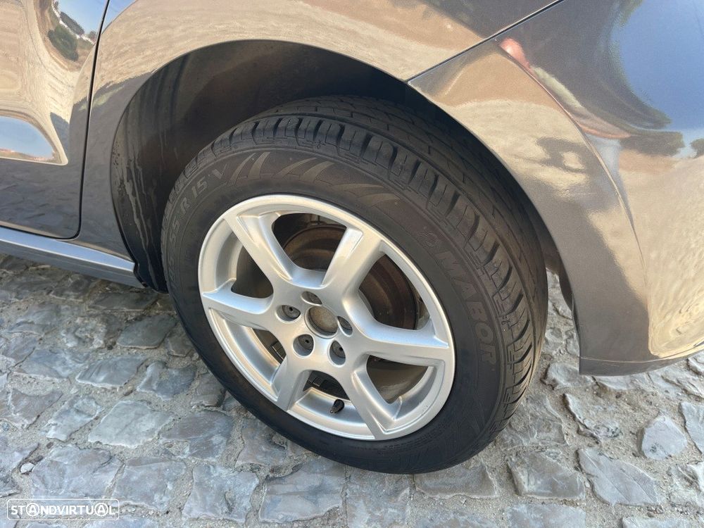 VW Polo 1.2 Confortline - 13