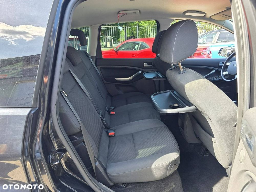 Ford C-MAX 1.8 Titanium - 26