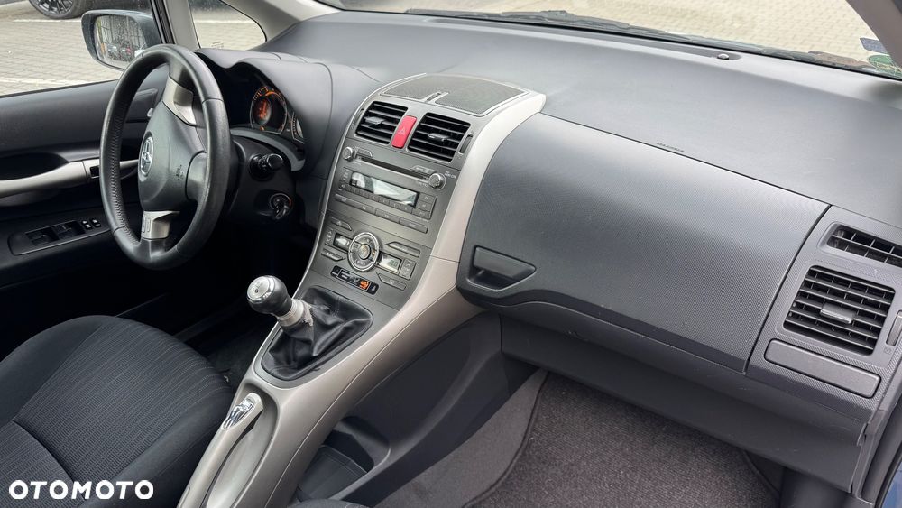 Toyota Auris 1.4 VVT-i Sol - 12