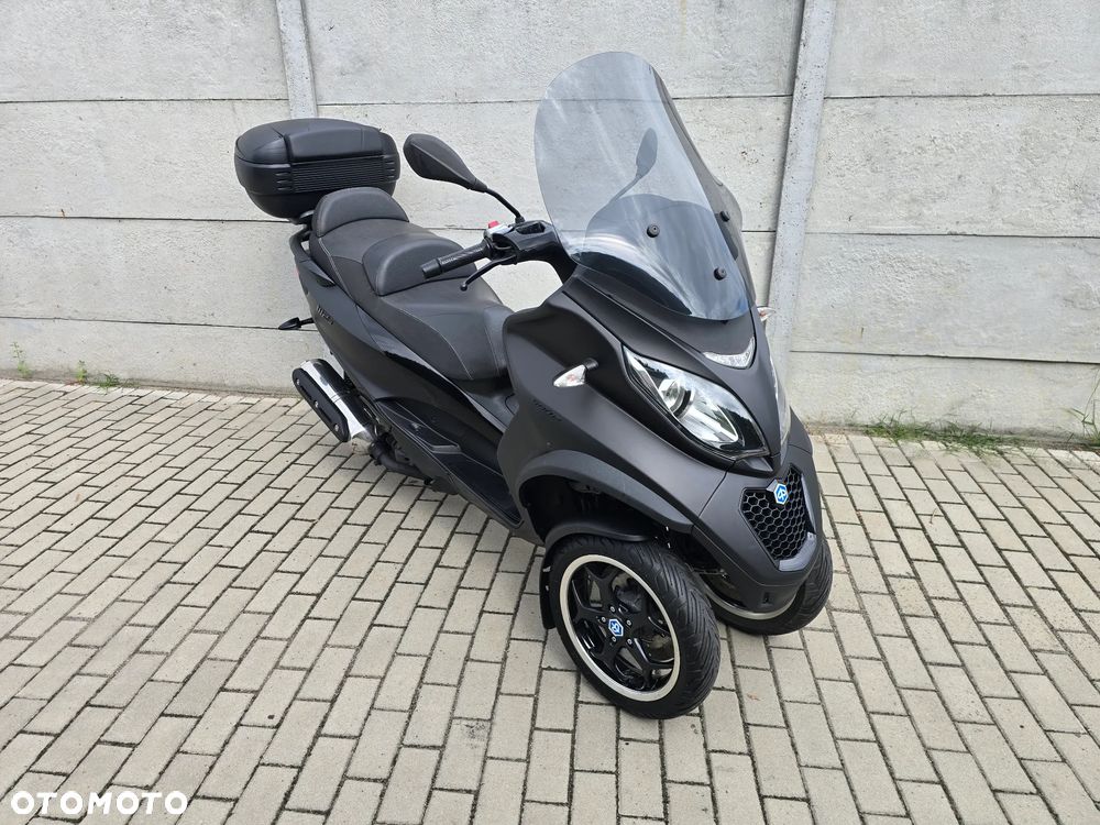 Piaggio MP-3 - 2