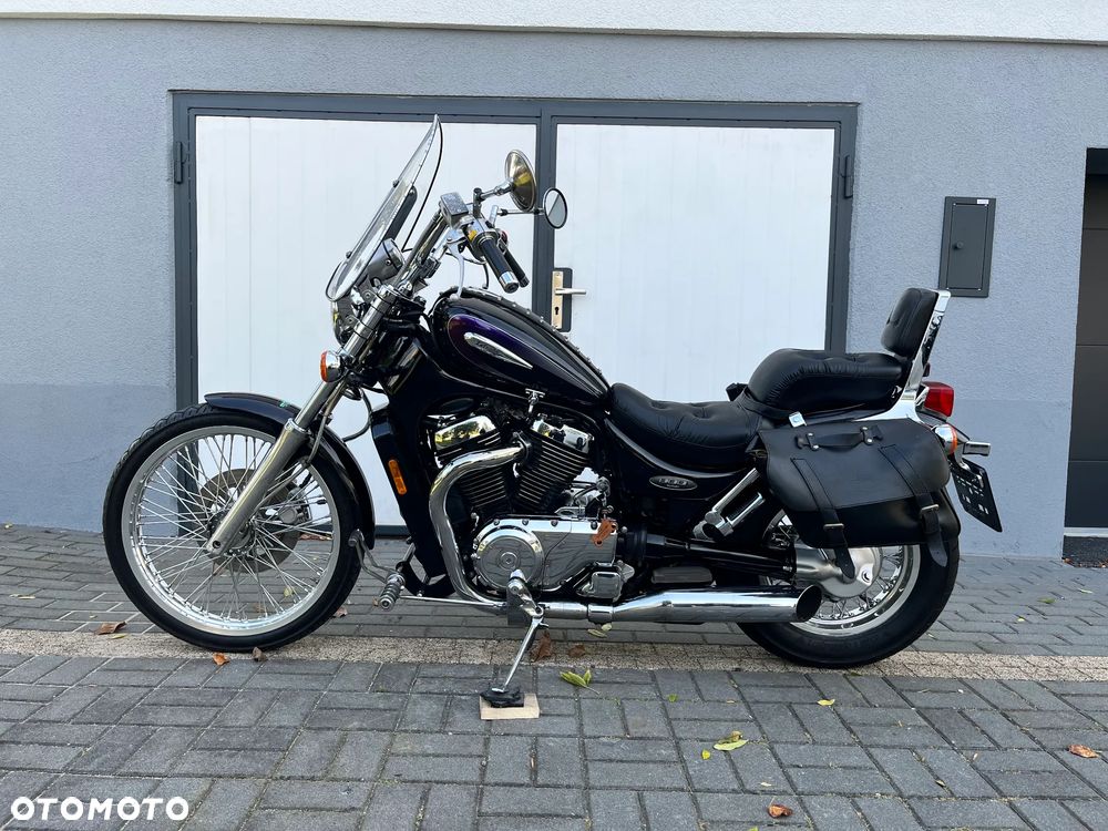 Suzuki Intruder - 7