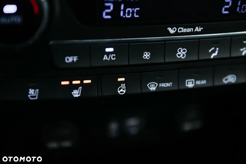 Hyundai Tucson blue 1.7 CRDi 2WD DCT Premium - 22