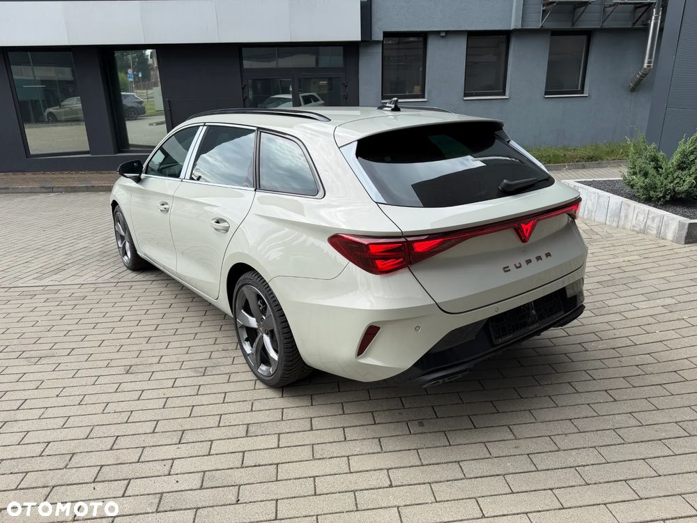 Cupra Leon Sportstourer - 3