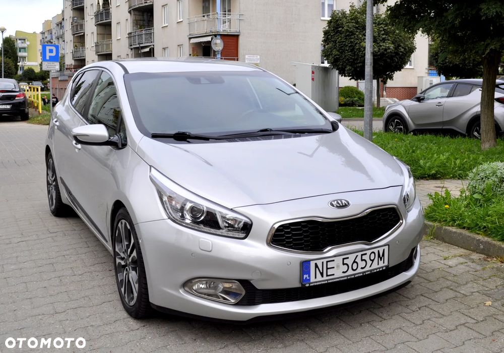 Kia Ceed 1.6 CRDi 128 Platinum Edition - 16
