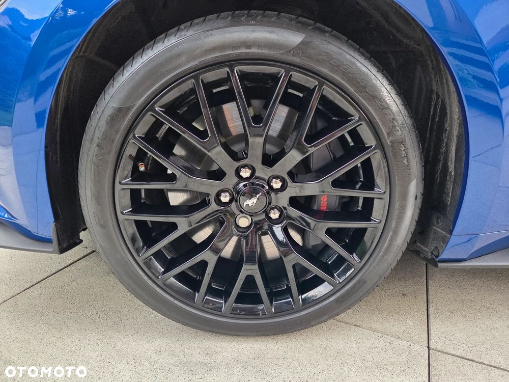 Ford Mustang 5.0 V8 GT - 12