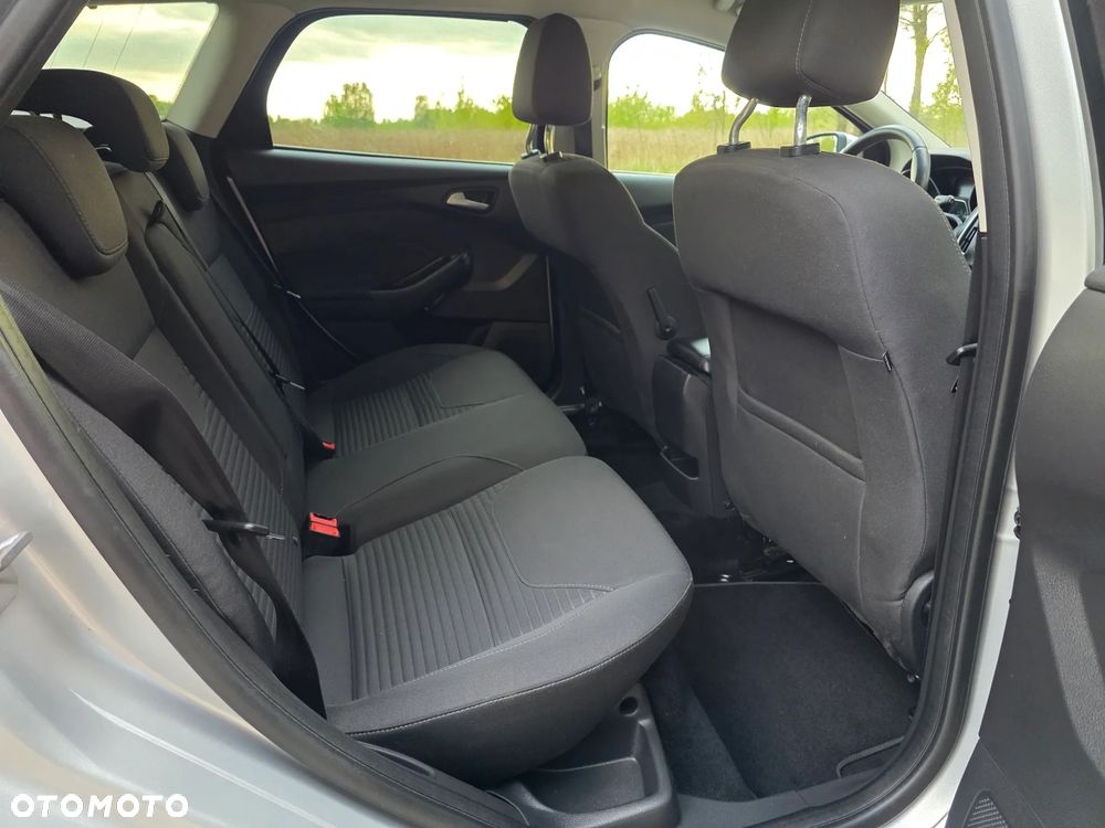 Ford Focus 2.0 TDCi Titanium ASS - 12