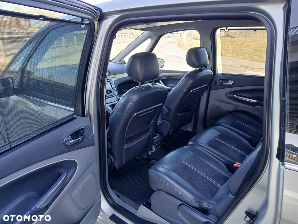 Ford Galaxy 2.0 TDCi Ghia - 13