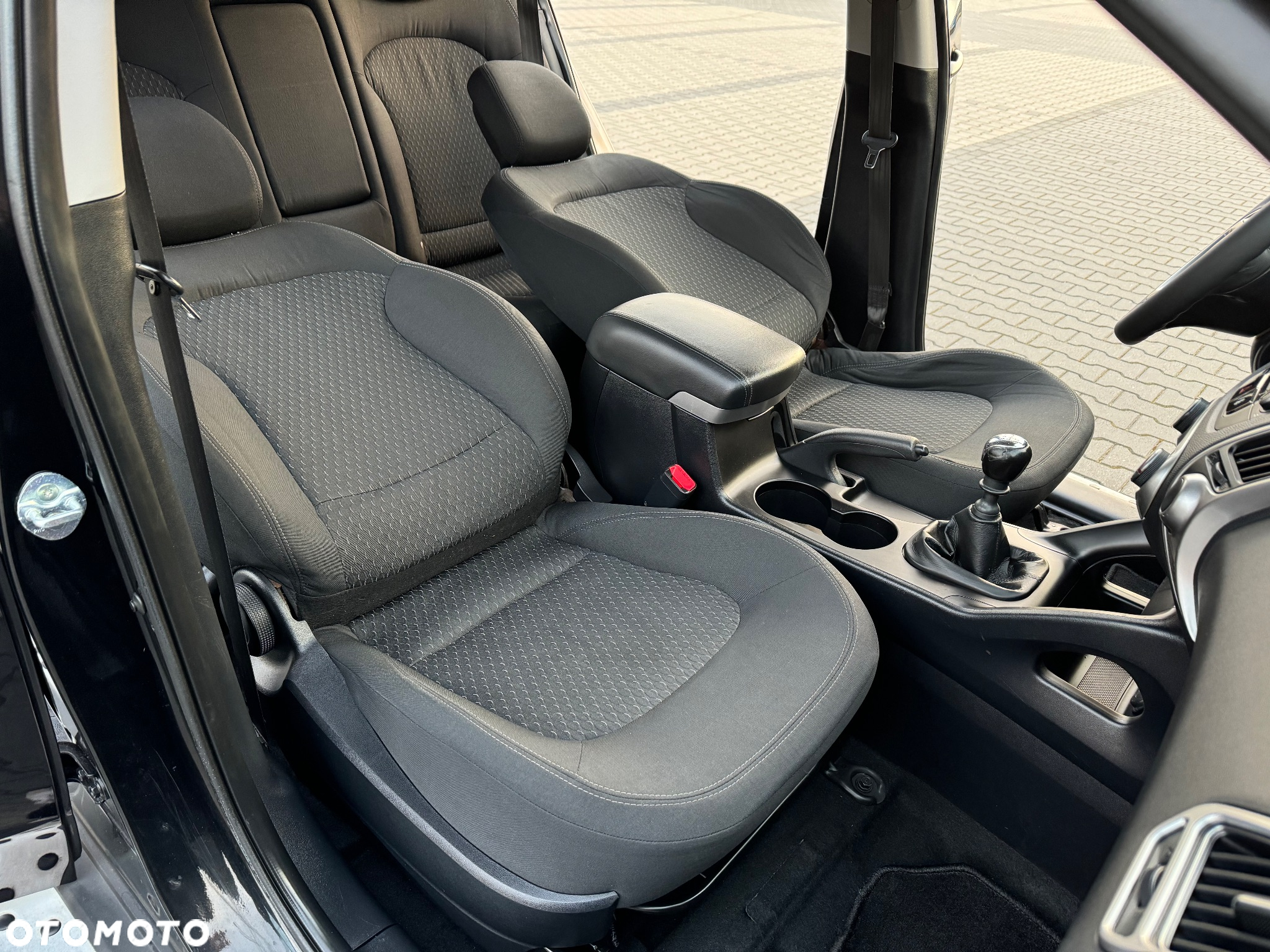 Hyundai ix35 1.6 2WD blue Style - 6