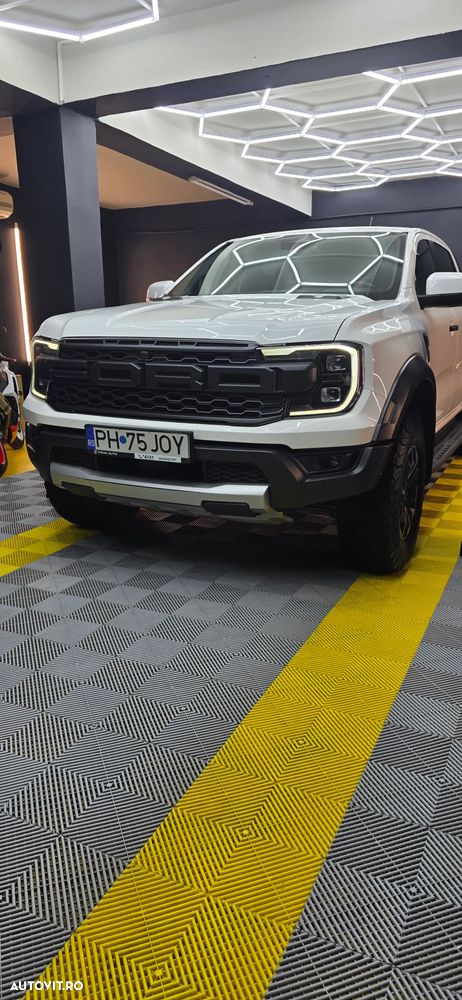 Ford Raptor - 4