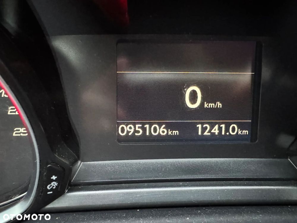 Peugeot 308 1.6 e-THP S&S GTi by Sport - 7