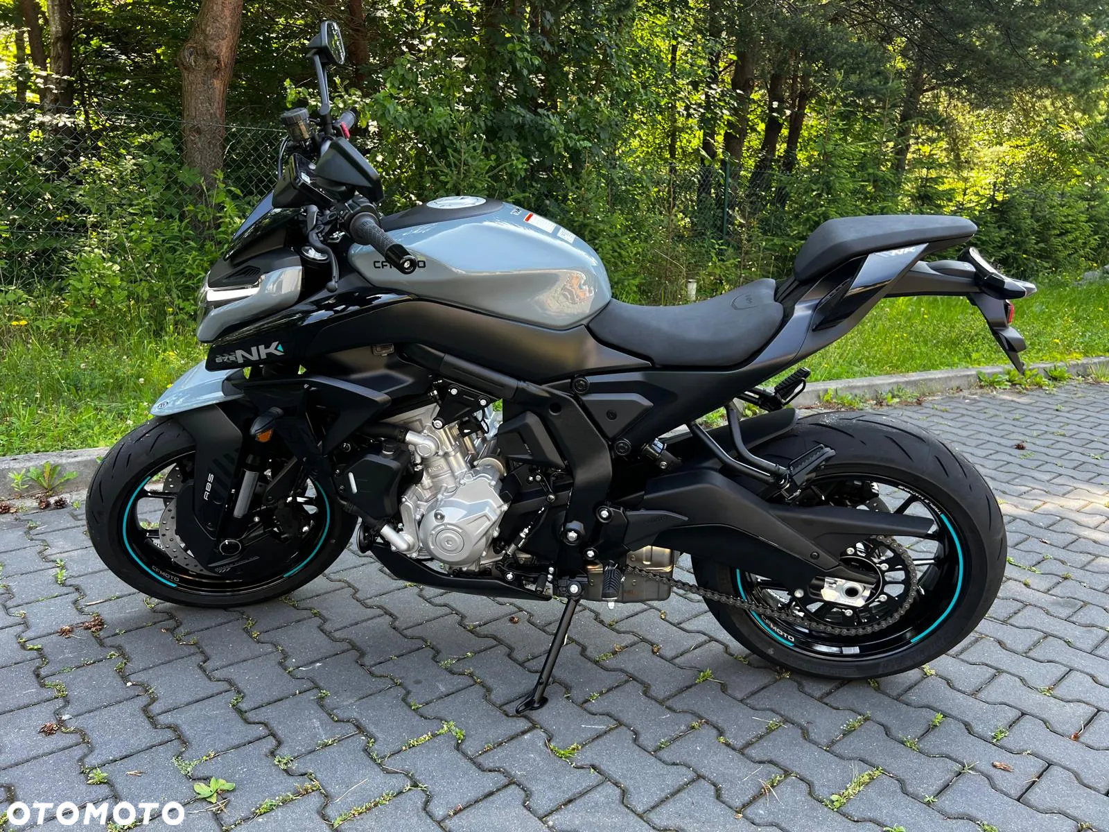 CFMoto 675NK - 12