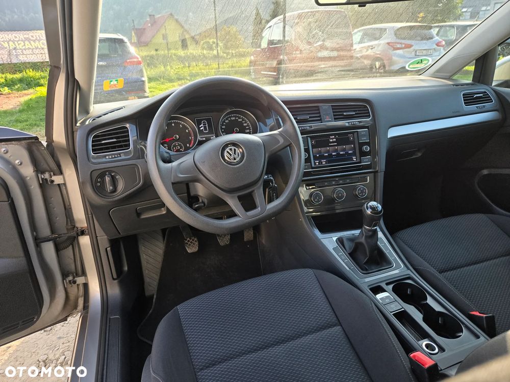 Volkswagen Golf 1.0 TSI BMT Trendline - 14