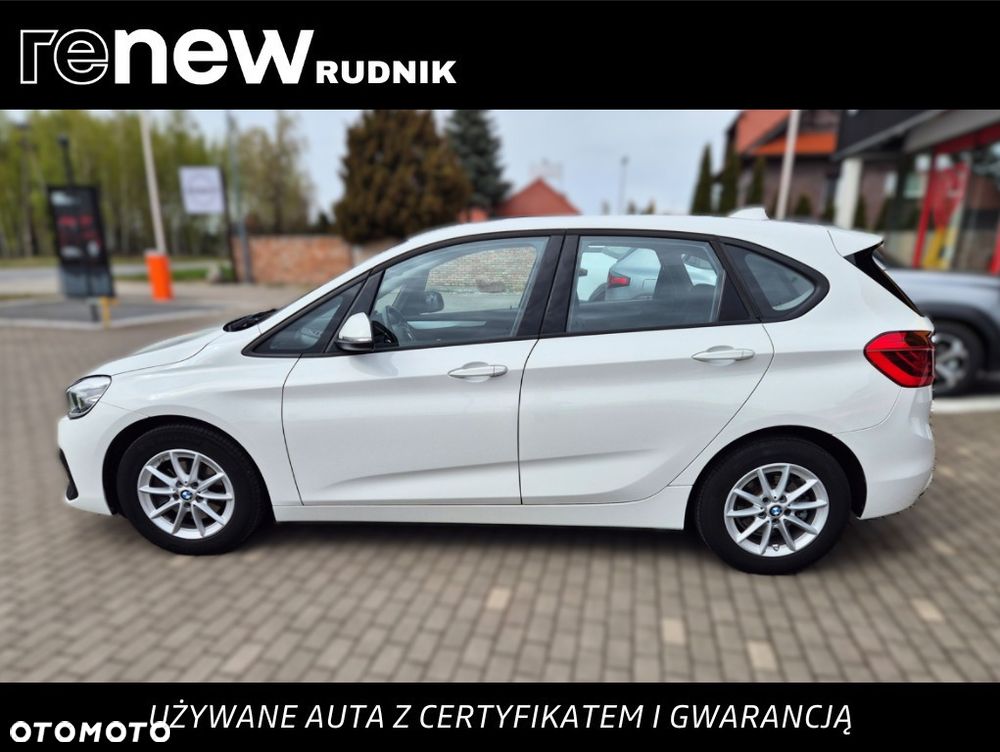 BMW Seria 2 218i - 5