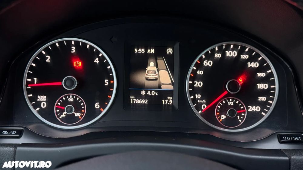 Volkswagen Tiguan 2.0 TDI SCR 4MOTION BlueMotion Technology DSG Sport & Style - 15