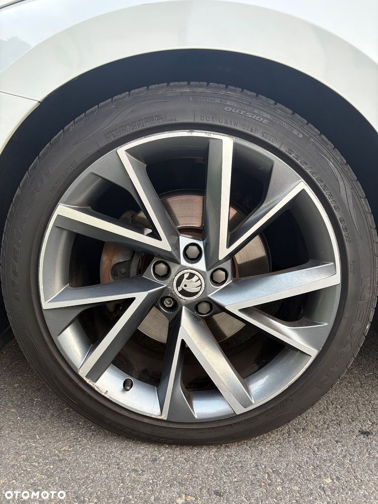 Skoda Superb - 9