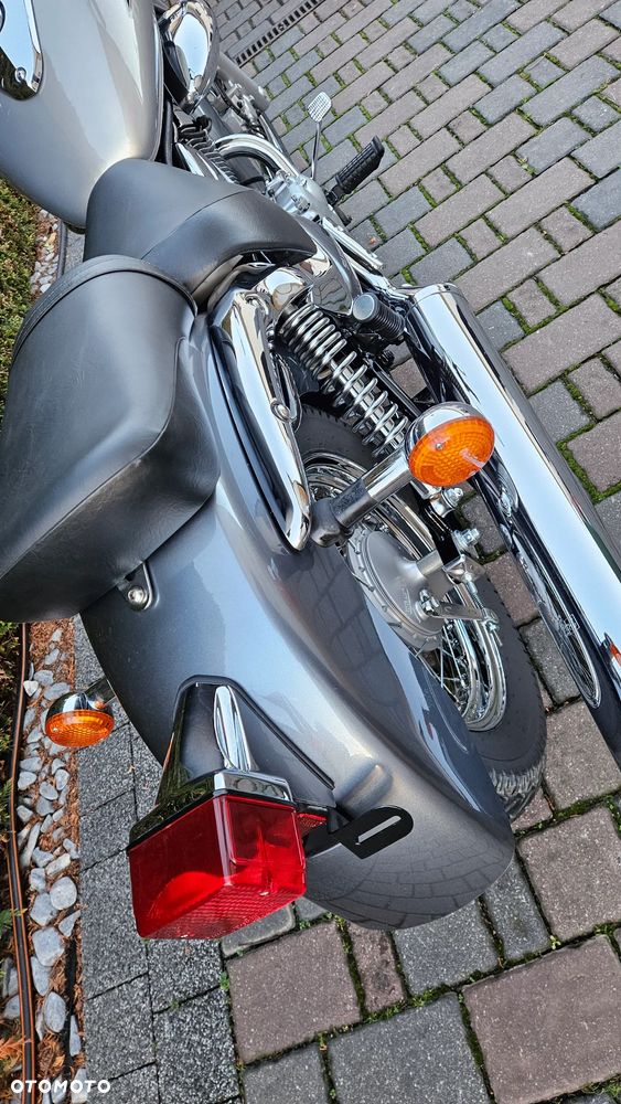 Suzuki Intruder - 25