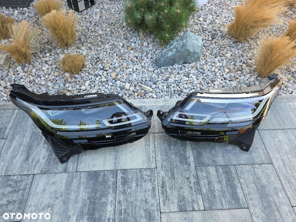 RANGE ROVER VELAR L560 Lampy przód Kompletne Full Led HIGH Version - 2