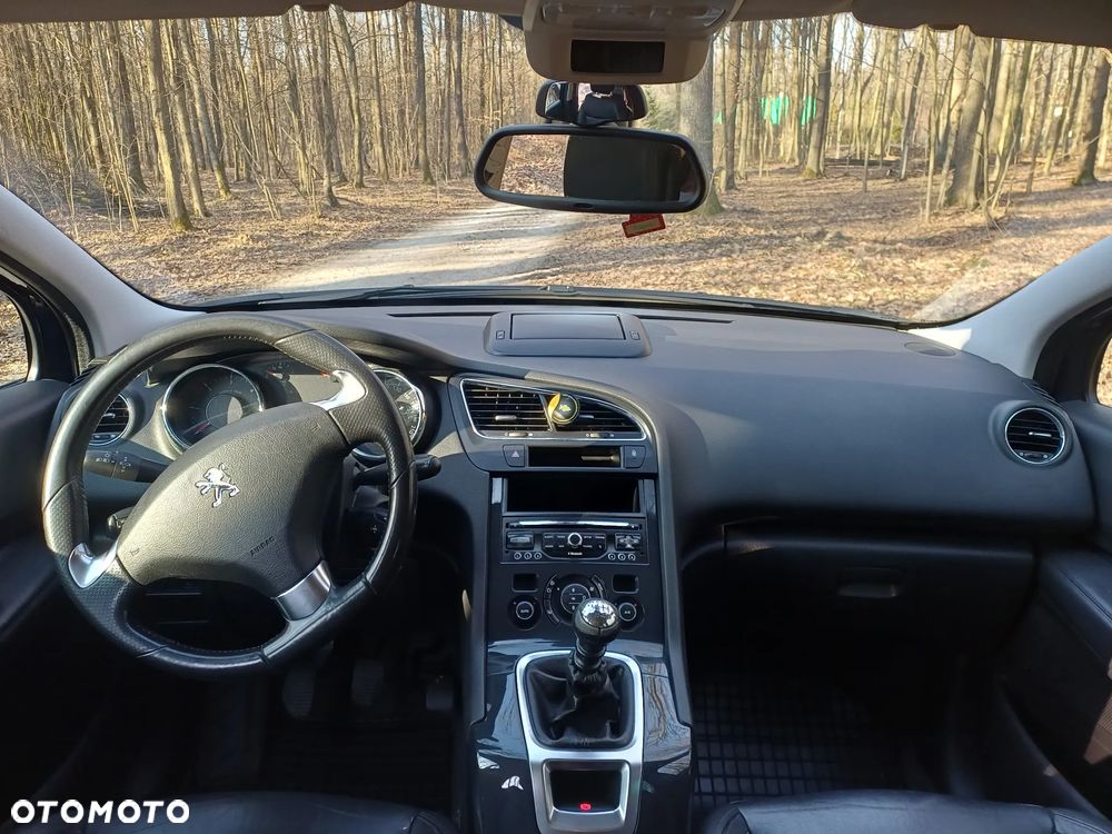Peugeot 5008 - 5
