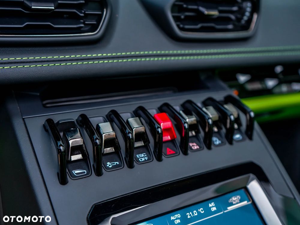 Lamborghini Huracan Performante - 24